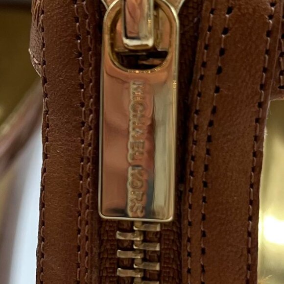 BRAND NEW! Michael Kors Berkley Platform Leather Sandals, Size 10 - Picture 8 of 12